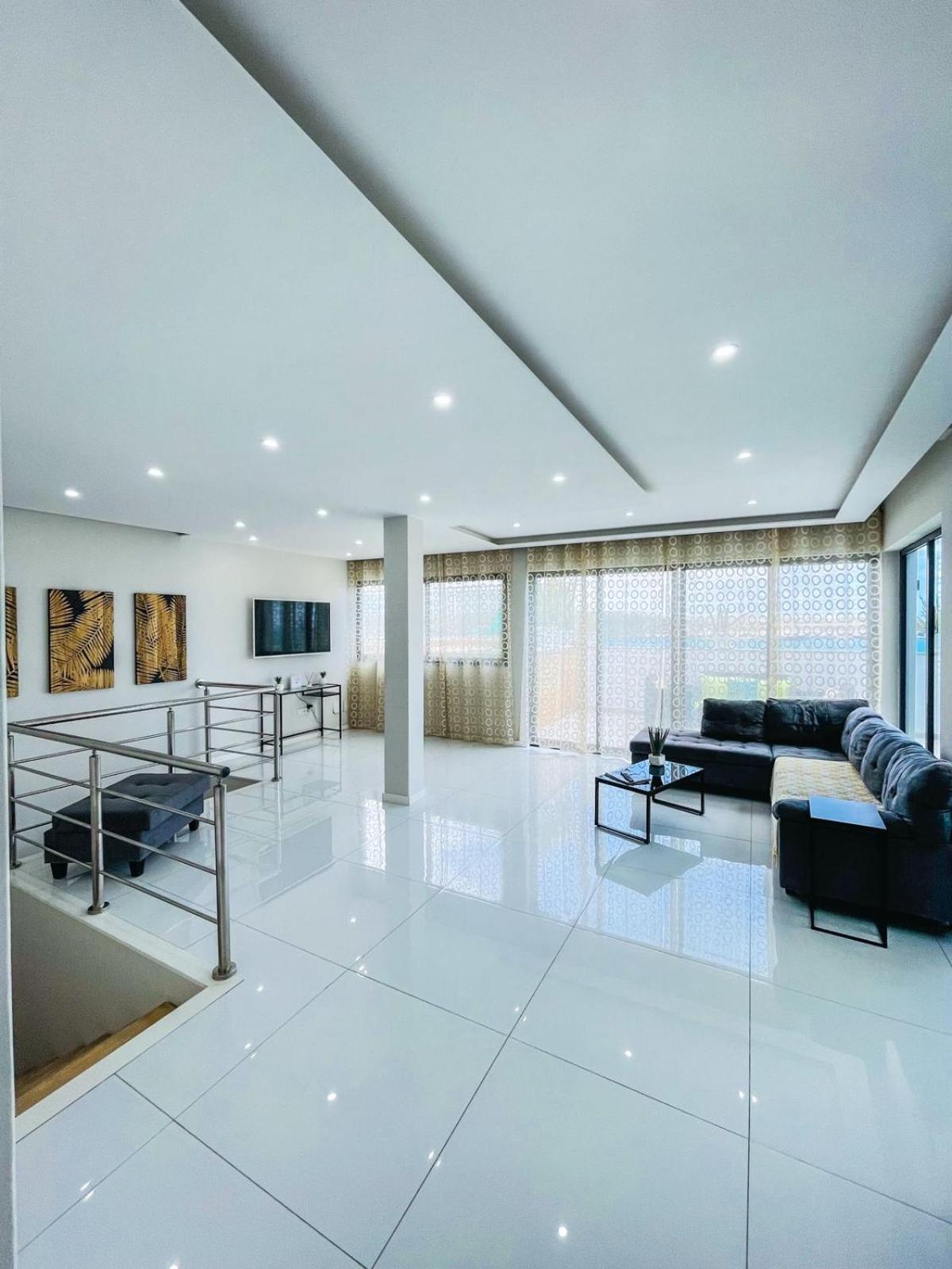 Residence Cazino Apartamentos ปรายา ภายนอก รูปภาพ